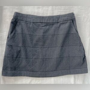Abercrombie & Fitch Plaid Black Grey Mini Skirt size M academia 90s Y2K Preppy
